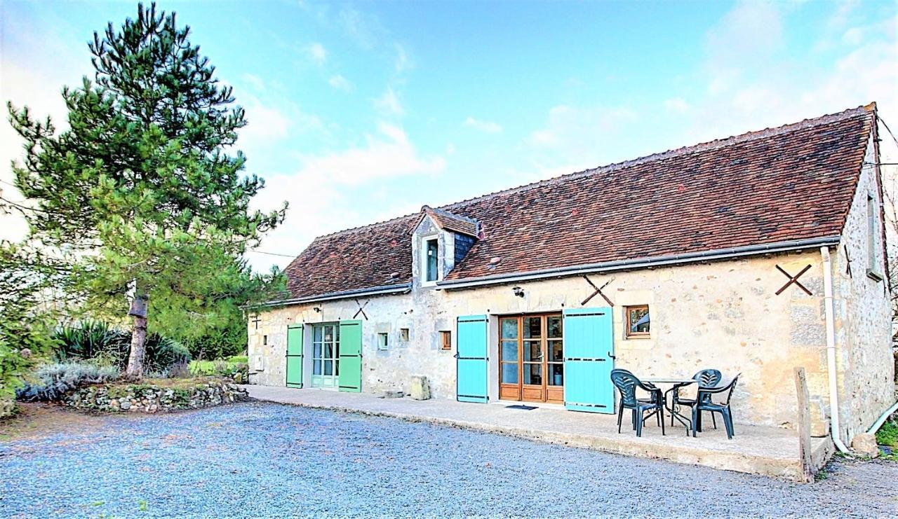 Gite De La Courtaudiere Le Petit-Pressigny Exterior foto